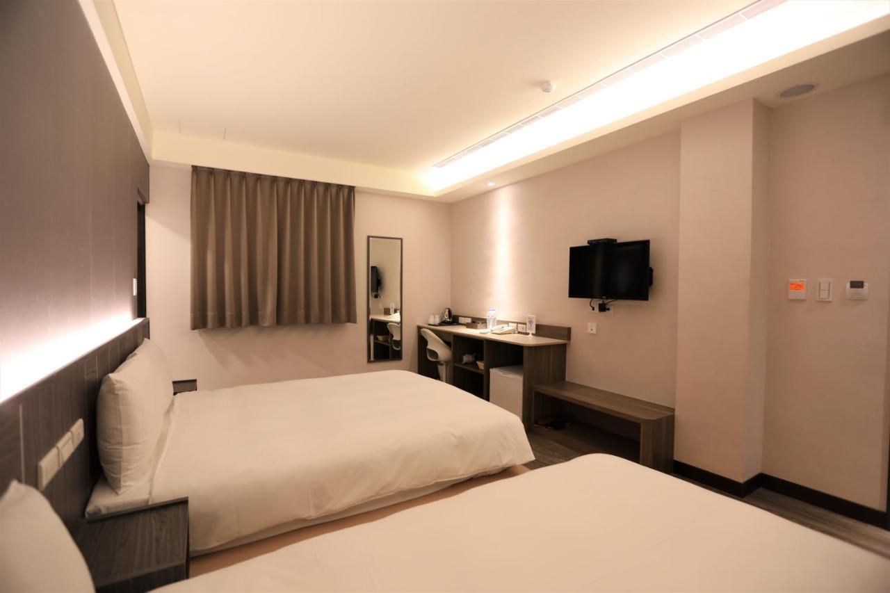 Chair Man Hotel Тайбей Екстер'єр фото