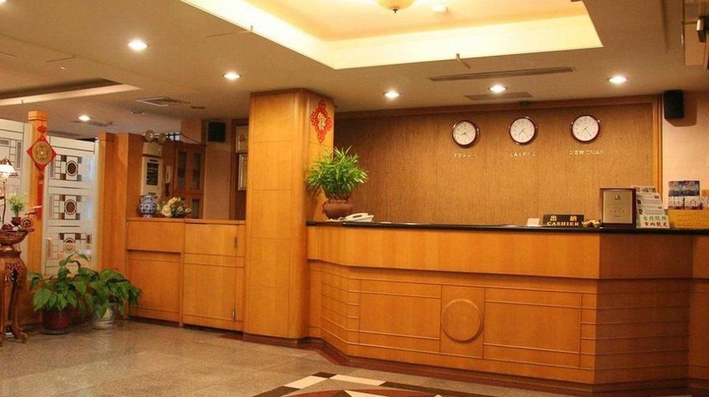 Chair Man Hotel Тайбей Екстер'єр фото